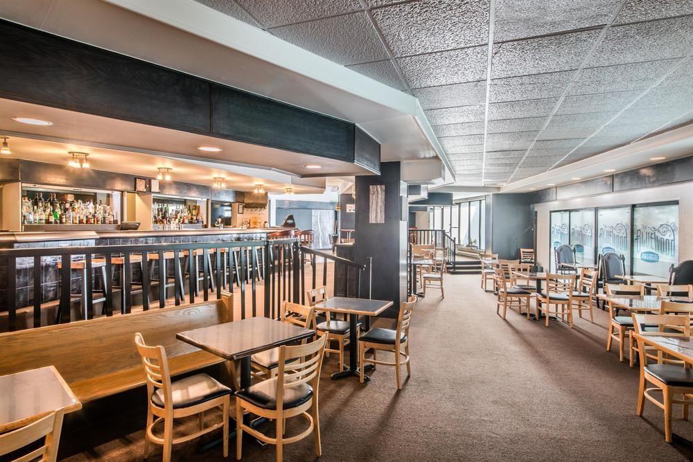 Howard Johnson By Wyndham Kitchener Conestoga Exteriér fotografie